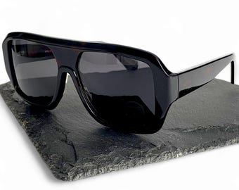 Polarized Sunglasses: Dark Tortoiseshell Acetate Frame, UV400 Protection