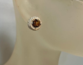 Round green amber earrings