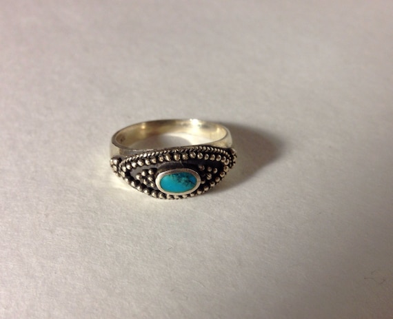 Vintage Turquoise Sterling Silver Ring, Size 6 - image 3