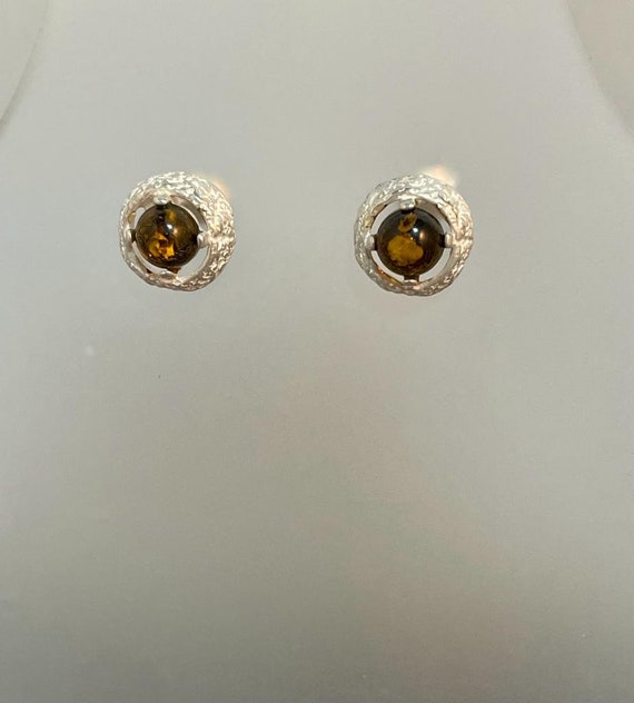 Round green amber earrings - image 2