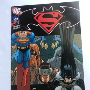 Superman/Batman 21 - Parodia de Ultimate Avengers/Multiverso DC/Batman Begins (Primeras ediciones, Ed McGuinness, Jeph Loeb, estado VF/NM)