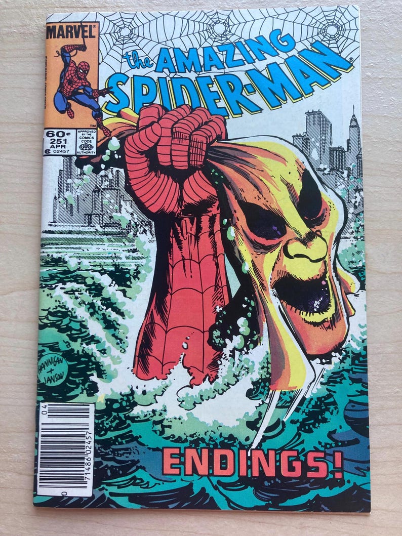 Rare Amazing Spider-Man 251 - Newsstand Edition - Final Issue Before Black Costume - Secret Wars (Marvel Comics Near Mint, Hobgoblin, Venom) image 1