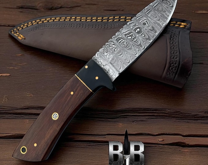 Handmade Damascus steel camping knife wood handle hunting  handle knife full tang