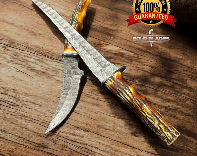Custom handmade Damascus steel skinner knives outdoor antler