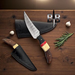 Kürschnermesser aus Damaststahl: Vollerl, Knochen & Rosenholz-Griff