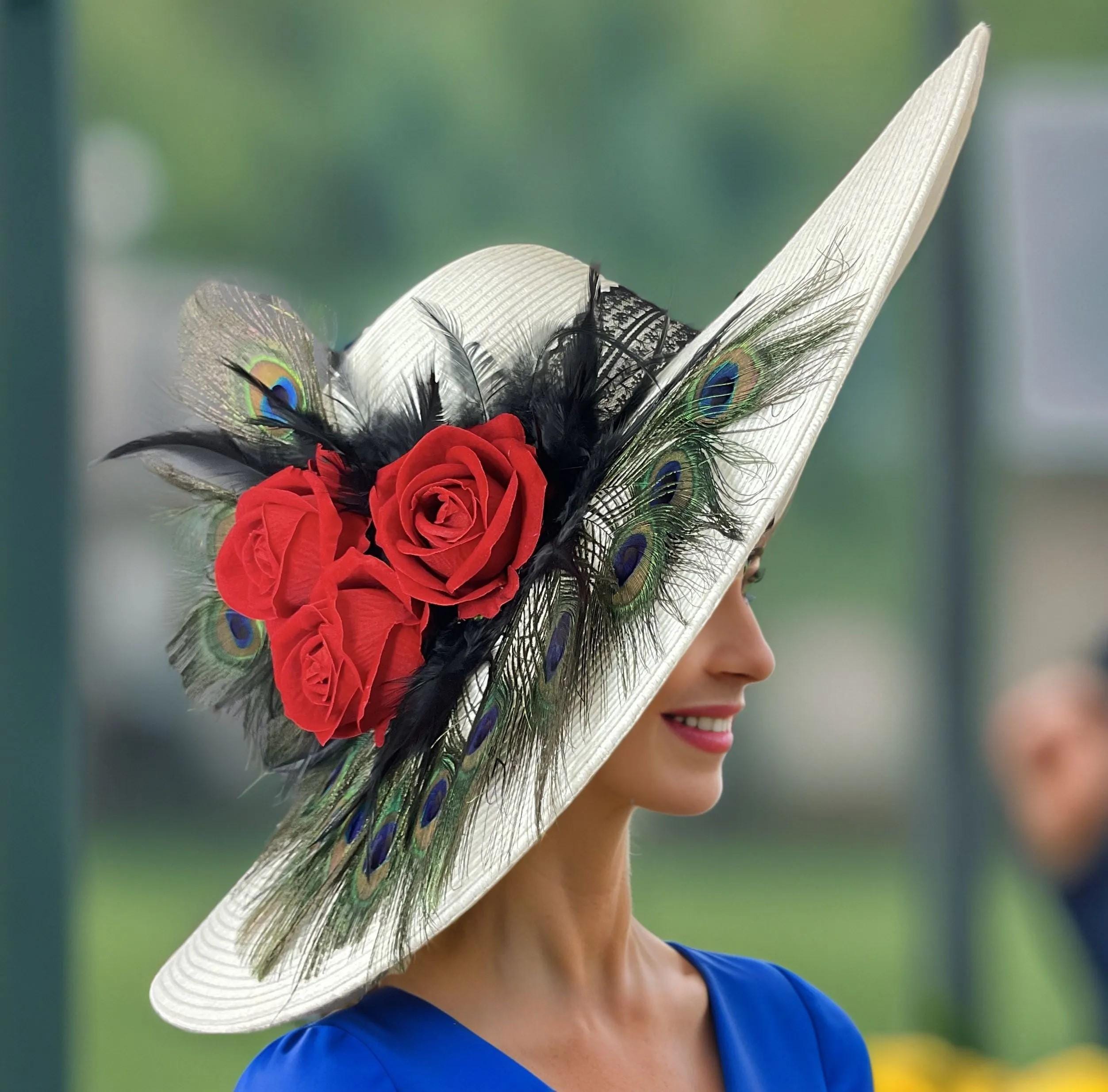 Wide Brim Kentucky Derby Hat, White With Red Rose and  display picture 2