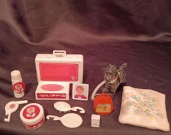 Vintage doll accessories