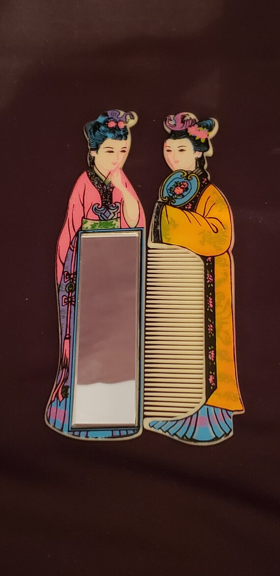 Unique comb mirror combination. - image 2