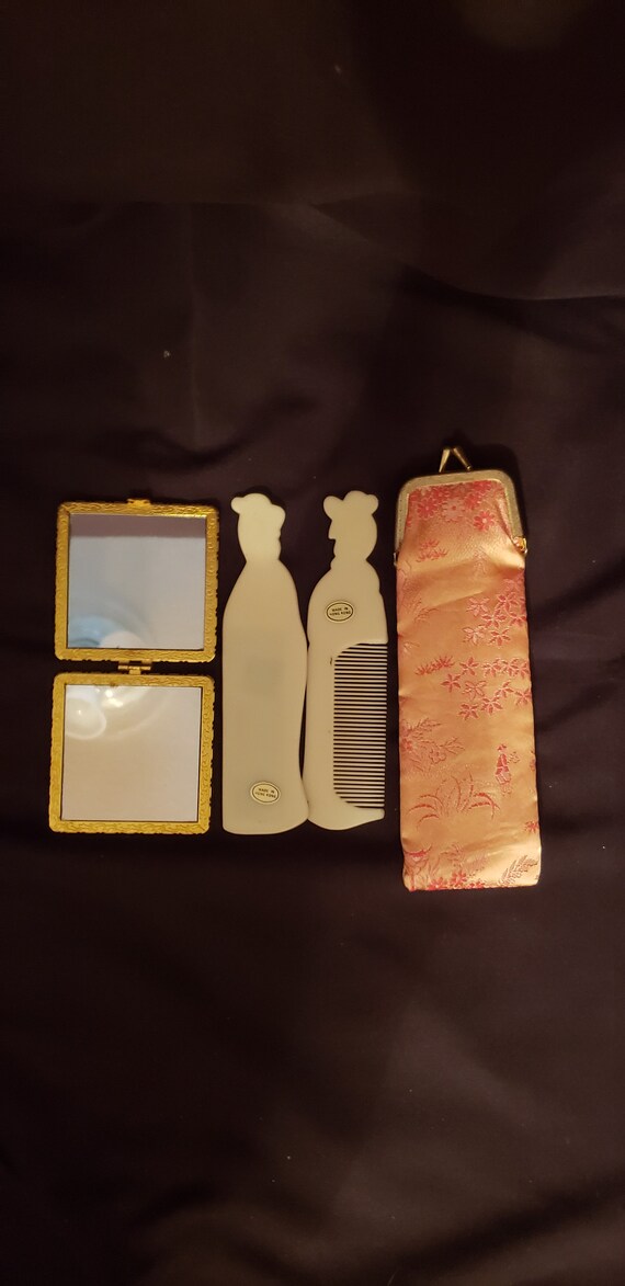 Unique comb mirror combination. - image 3
