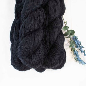 BLACK 100% Cashmere yarn  DK  55g  199yd