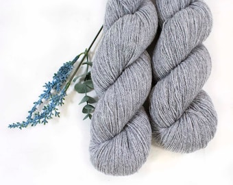 Heather Gray lace weight 100% Cashmere Yarn  55g  399yd
