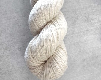 Korting sokkengaren, ongeverfd, Destash, Merino Silk Bamboo Nylon mix