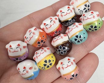 Ceramic Lucky Cat Beads, Maneki Neko Charm Beads, Hand-Painted Porcelain Cat Beads for DIY Bracelet Necklace Jewelry Making