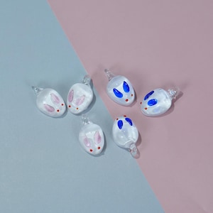 2PCS Rabbit Glass Beads with Clasp – Handmade Animal Charms for DIY Jewelry Making Supplies