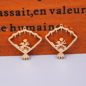 24K Gold Plated Brass Fan Multi-Hole Connector, 23x24mm Link Charm, Tarnish Resistant, DIY Necklace Bracelet Earring Jewelry Making Supplies