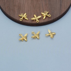 4PCS 10x10mm 24K Gold Plated Bee Charms – Brass Insect Pendants for DIY Earrings, Hair Accessories, Jewelry Making