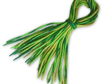 Grüne dreifarbige Candy-cane Handmade Wolle Dreadlocks - 16 Doppelendige DE Merino Wolle Dreads