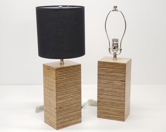 Handgemaakte medium walnoot multiplex lamp