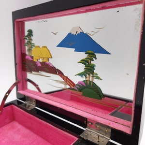 Vintage Japanese Music Jewelry Box Black Lacquer Pink Lining Abalone Shell Inlay Mt. Fuji Mirrored Makeup Vanity MCM 1950's image 4