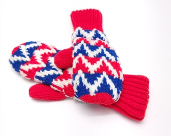 Vintage Mittens Red White & Blue Handmade Knitted Knitting Size Medium Cozy Warm Cabin Decor