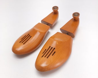 Vintage Florsheim Wooden Shoe Fourms Vented Shoe Trees Size 11 C