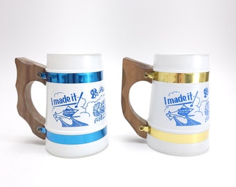 Pikes Peak Colorado Summitt Souvenir Mug Set of 2 Siesta Ware Wood Handle Metal Band Glass Stein Cup