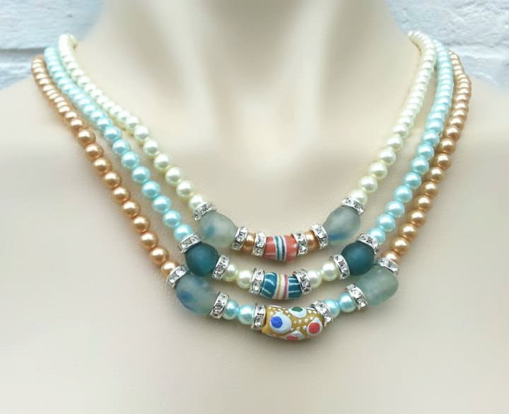 Annabel Lee 3 Strand Pastel Pearl Necklace With African Krobo - Etsy UK