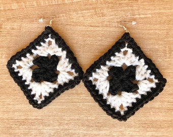 Boucles d'oreilles carrées grand-mère au crochet - Personnalisables