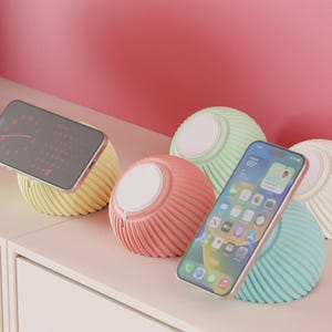 Aesthetic MagSafe iPhone Stand – Ribbed Design, Vertical & Horizontal Charging