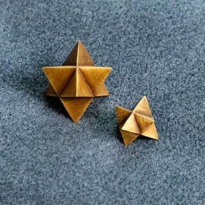 Brass Merkaba Star Figurine – Handcrafted Sacred Geometry Decor
