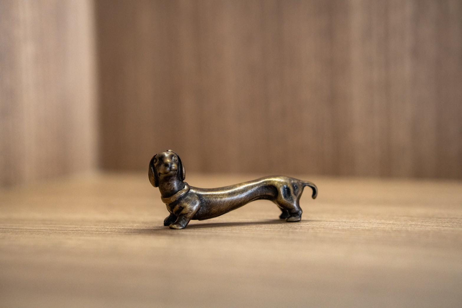 ブロンズ製の犬の置物 - Etsy 日本