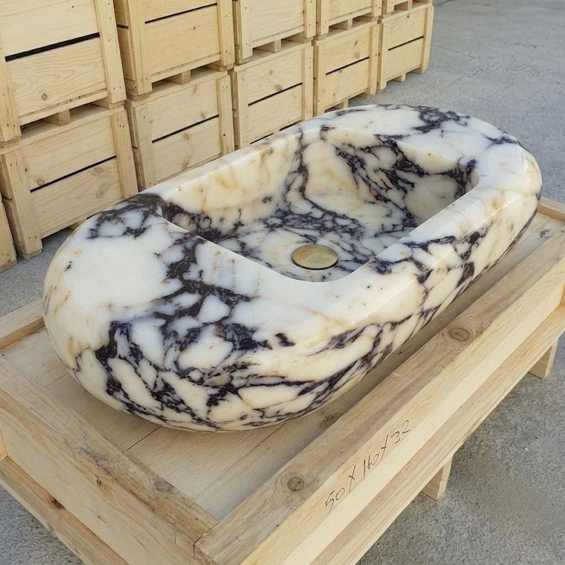 Calacatta Viola Marble wall mount sink — product photograph (photo 18)