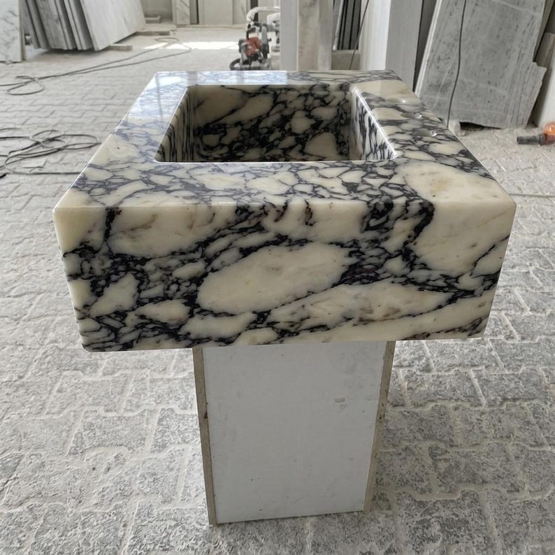 Calacatta Viola Marble wall mount sink — front view (photo 13)