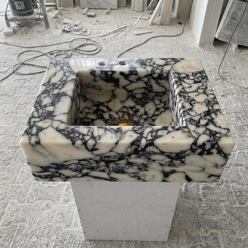 Calacatta Viola Marble wall mount sink — front view (photo 11)