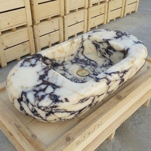 Calacatta Viola Marble wall mount sink — isometric three-quarter view (photo 8)