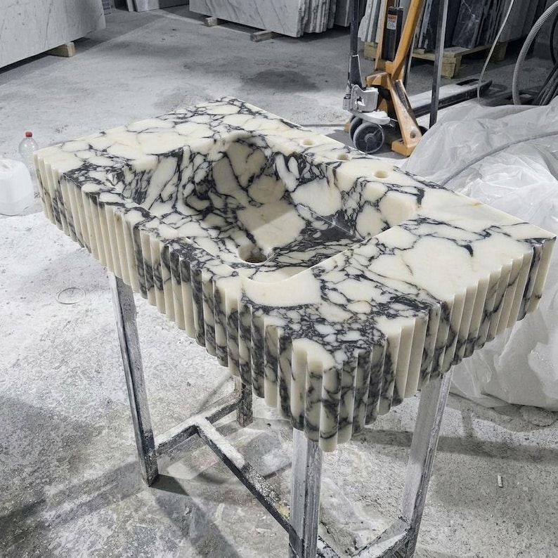 Calacatta Viola Marble wall mount sink — isometric three-quarter view (photo 8)