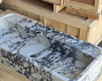 Lavabo da bagno Calacatta Viola, lussuoso complemento d'arredo per il bagno, dimensioni personalizzabili, realizzato artigianalmente.
