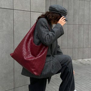 Grand sac tressé en cuir, sac hobo, sac souple, sac pour boulettes, sac fourre-tout tissé