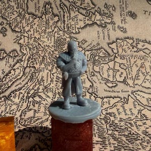 Axe Wielding Dwarf Fighter - 3D Printed Resin Miniature - Tabletop RPG Miniature for Dungeons & Dragons, Pathfinder, and More