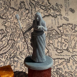 Old Crone, Witch, Hag - 3D Printed Resin Miniature - Tabletop RPG Miniature for Dungeons & Dragons, Pathfinder, and More