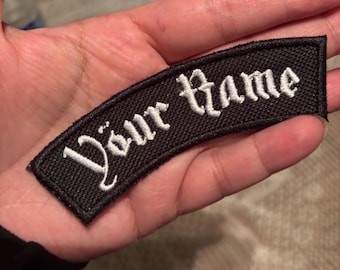 Naszywka z haftowanym imieniem – czcionka zespołu Motörhead