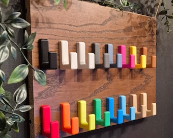 Taschenhaken – NOK-Base System | stabiler Wandhaken auch für Rucksäcke | inkl. Schrauben u Dübel | austauschbares Hakendesign | viele Farben