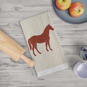 Rustic Horse Design Tea Towel, Farmhouse Kitchen Decor, Equestrian Gift, Horse Lover&#39;s Accessories, Vintage Style Homeware