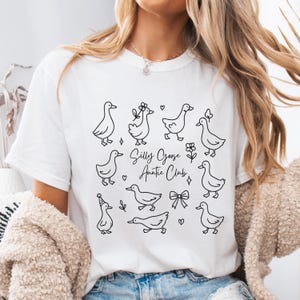 Cute Auntie Shirt, Silly Goose Club Tee, Funny Aunt Gift, Comfort Colors Style Shirt, Pregnancy Reveal Idea, New Aunt Announcement Tee