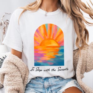 Sunset Surfer Oversized T-Shirt – Comfort Colors Beach Tee, Summer Vibes Mermaidcore Shirt, Coastal Vacation Salty Surf Aesthetic