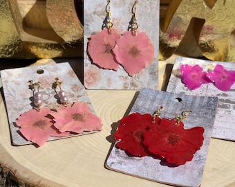 Real Pressed Dried Flower Resin Earrings: Botanical Jewelry, Gold Hooks
