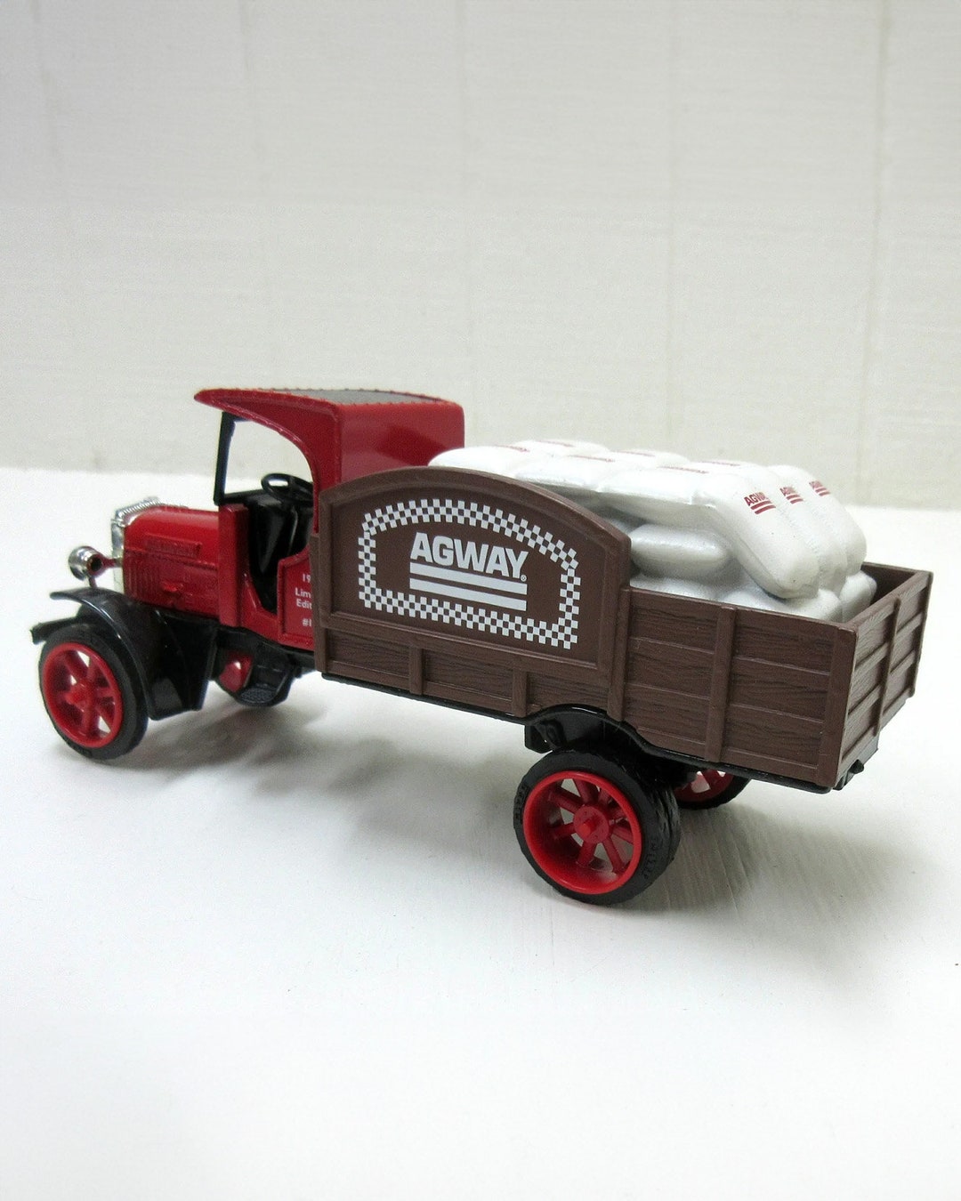 Amazon | 1/34 ヴィンテージ 1994年 アーテル Ertl Classic