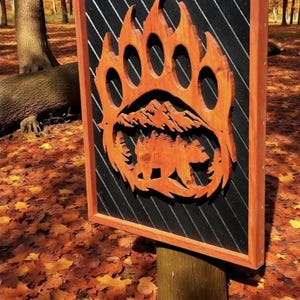 Bear Paw with Mountains