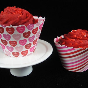 Valentines Cupcake Wrappers, Hearts and Stripes, Cupcake container, Cupcake Decorations, Valentine's  Wrappers, Valentines Cupcakes -Qty. 12