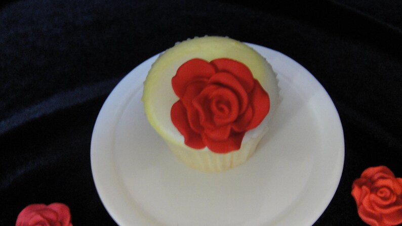 Red Roses1 Fondant Cupcake Toppers image 1